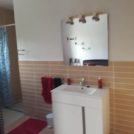 Vivienne Villa Calafat