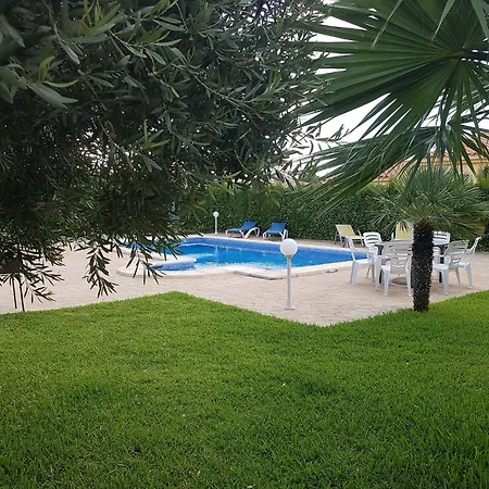 Vivienne * Calafat